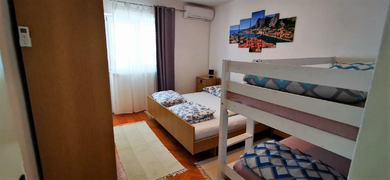 Apartments Kk Celina Exterior photo