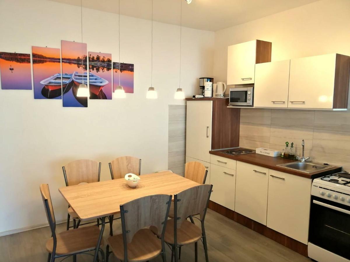 Apartments Kk Celina Exterior photo